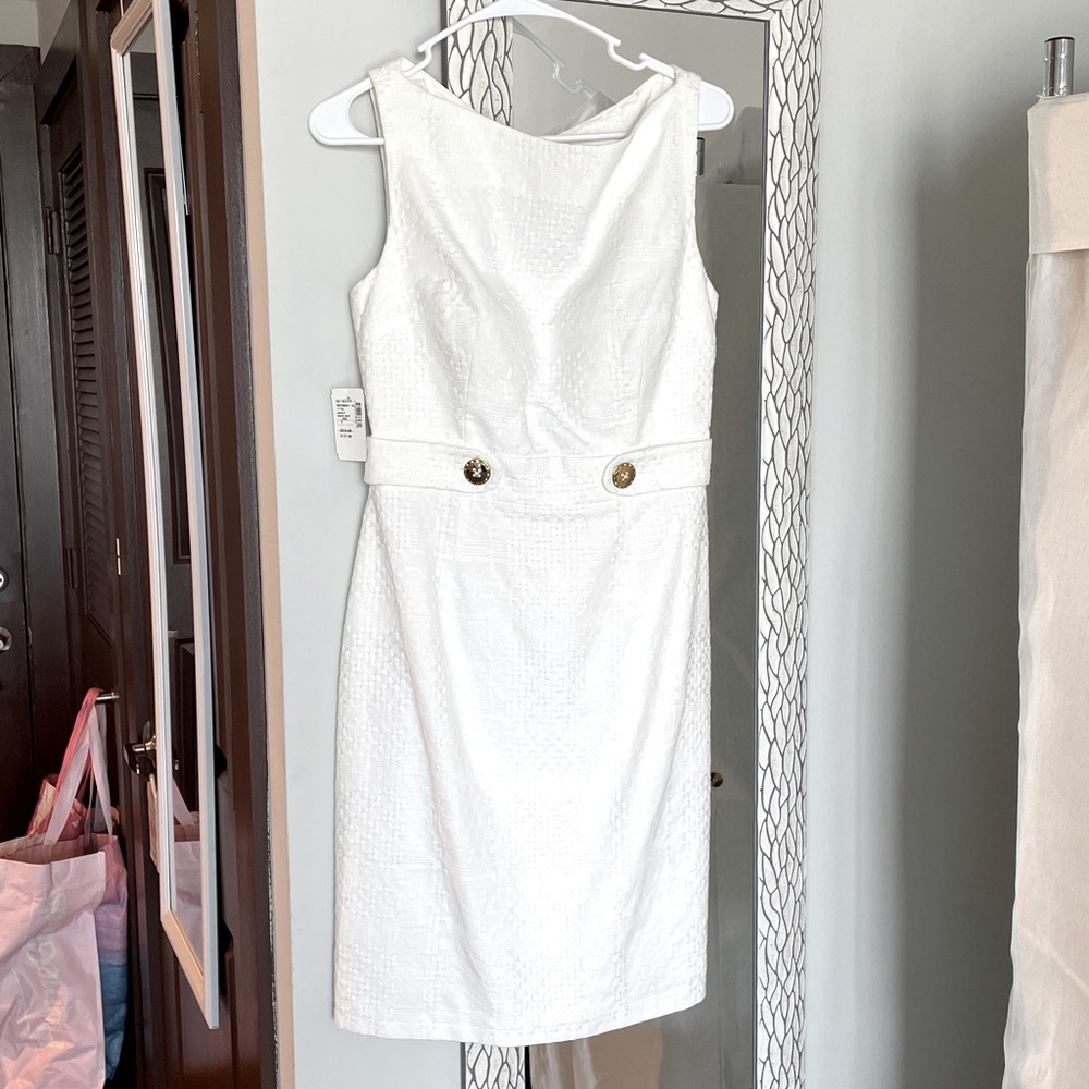 Beautiful, elegant cocktail dress.
